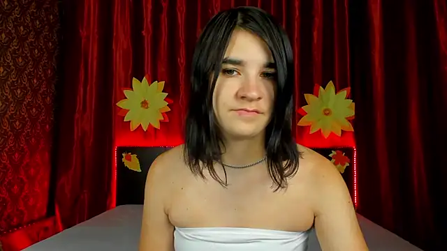  Polly Love  online show from October 28, 2025, 7:07 am