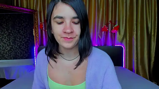  Polly Love  online show from November 20, 2025, 7:09 am