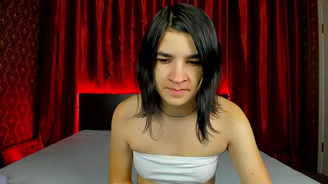  Polly Love  online show from October 13, 2025, 5:53 am