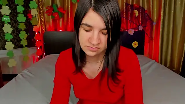 Snapshot of _Polly_Love_ chatting on March 18, 2026, 7:11 am Polly Love online show from March 18, 2026, 7:11 am