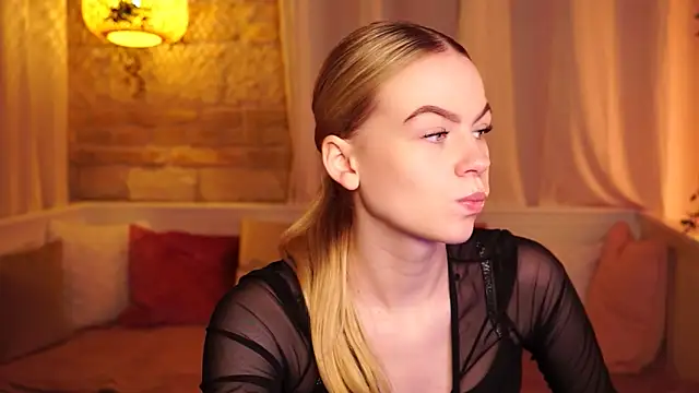 sn0w barbie online show from October 9, 2025, 8:37 am