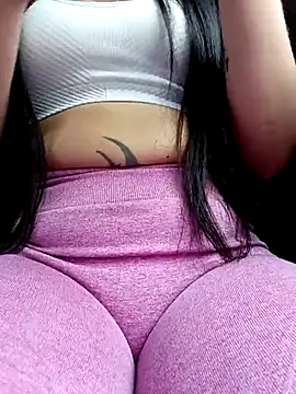 Snapshot of SAMANTHA-16_ chatting on February 6, 2025, 2:26 pm SAMANTHA-16 online show from February 6, 2025, 2:26 pm