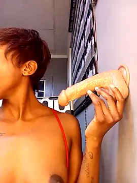 Snapshot of DickDiva1 chatting on March 2, 2025, 12:31 am DickDiva1 online show from March 2, 2025, 12:31 am