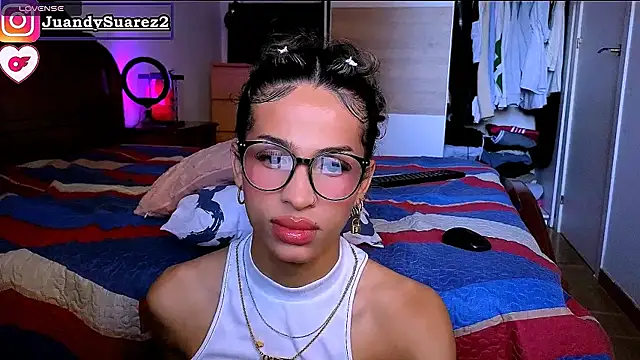 Abby bella09 online show from June 14, 2026, 5:47 pm