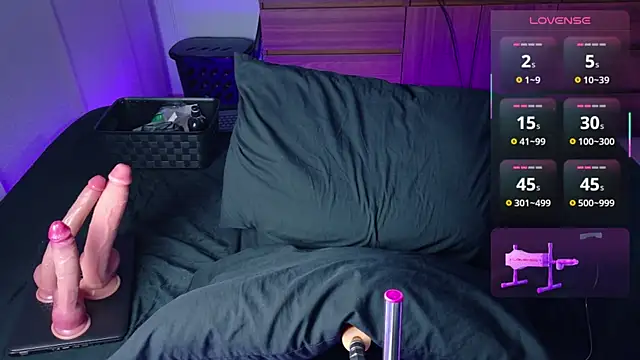 andreu cavel online show from October 25, 2025, 6:45 am