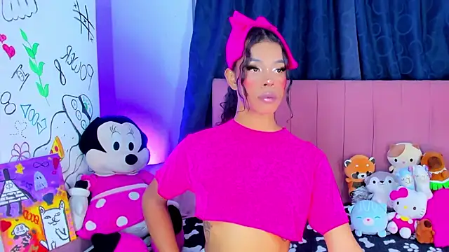 Snapshot of bloom444 chatting on October 12, 2025, 11:28 pm bloom444 online show from October 12, 2025, 11:28 pm