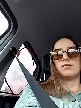 Snapshot of Alexvit2616 chatting on October 30, 2025, 10:24 am Alexvit2616 online show from October 30, 2025, 10:24 am