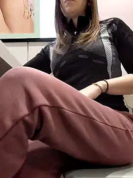 Alexvit2616 online show from February 2, 2026, 9:19 am