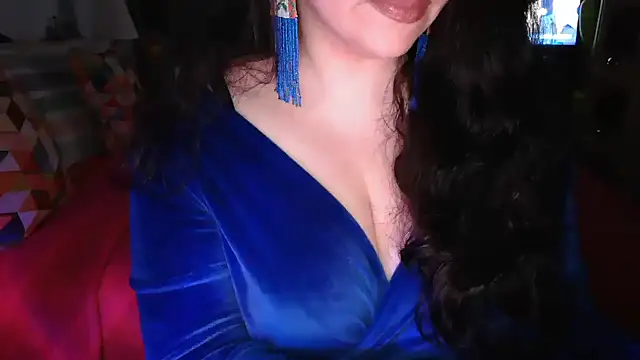 Snapshot of CronacaErotica chatting on February 14, 2025, 5:25 pm CronacaErotica online show from February 14, 2025, 5:25 pm