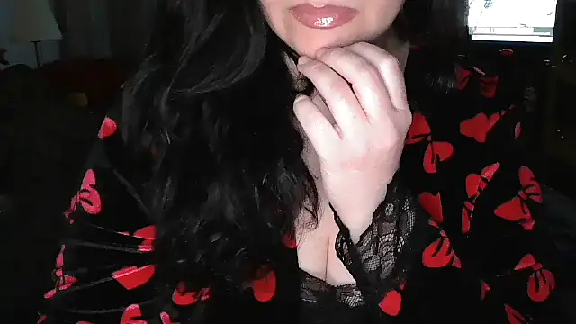 Snapshot of CronacaErotica chatting on November 17, 2025, 5:28 pm CronacaErotica online show from November 17, 2025, 5:28 pm