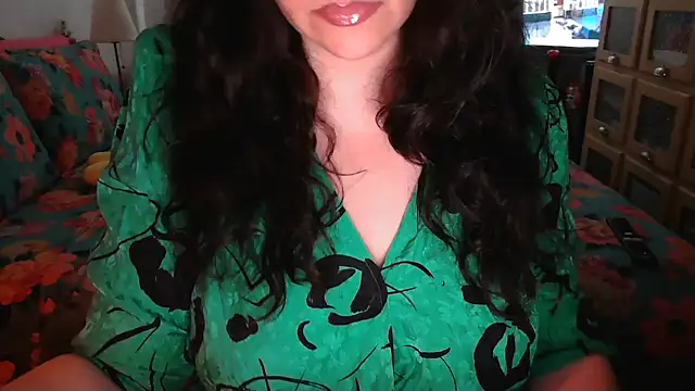 Snapshot of CronacaErotica chatting on September 19, 2025, 12:20 pm CronacaErotica online show from September 19, 2025, 12:20 pm