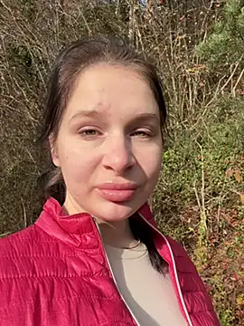 Alice Leigh online show from December 3, 2024, 1:17 pm