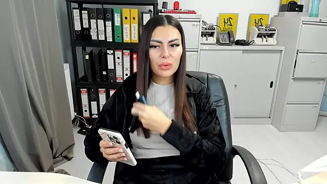 Snapshot of kilenyapatrice chatting on November 8, 2025, 12:42 pm kilenyapatrice online show from November 8, 2025, 12:42 pm