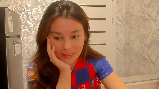 Snapshot of LunaXmii chatting on June 22, 2026, 11:57 pm LunaXmii online show from June 22, 2026, 11:57 pm