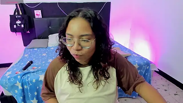 im angels77 online show from February 20, 2025, 4:18 am