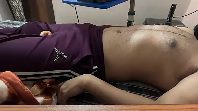 Snapshot of sexyboy09 chatting on October 16, 2025, 9:06 am sexyboy09 online show from October 16, 2025, 9:06 am