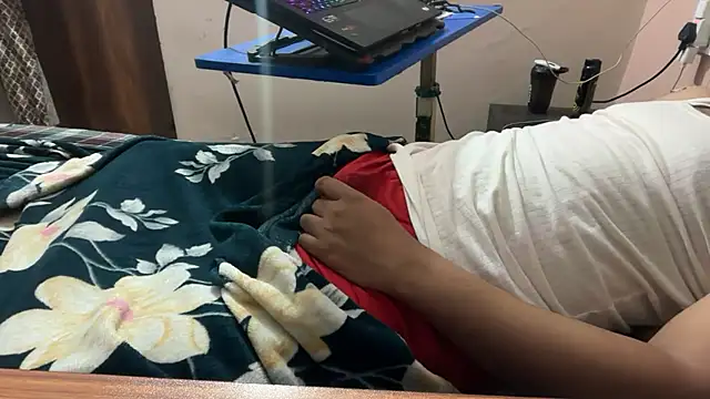 Snapshot of sexyboy09 chatting on October 8, 2025, 5:02 pm sexyboy09 online show from October 8, 2025, 5:02 pm