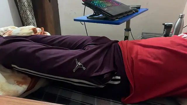 Snapshot of sexyboy09 chatting on October 29, 2025, 7:02 pm sexyboy09 online show from October 29, 2025, 7:02 pm