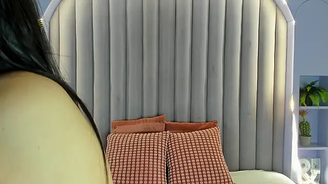 JaylaScott   online show from March 6, 2026, 11:38 am