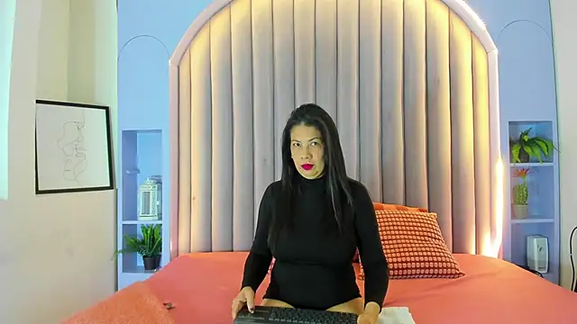 JaylaScott   online show from February 5, 2026, 11:39 am