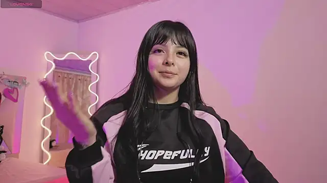 Snapshot of hina_tay chatting on November 27, 2025, 3:07 am hina tay online show from November 27, 2025, 3:07 am