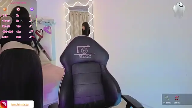 Snapshot of hina_tay chatting on November 3, 2025, 3:23 am hina tay online show from November 3, 2025, 3:23 am