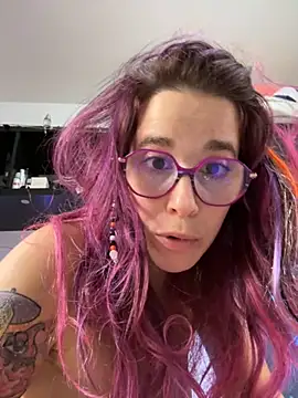 Snapshot of MagdalenaMedusa chatting on October 31, 2025, 1:08 pm MagdalenaMedusa online show from October 31, 2025, 1:08 pm