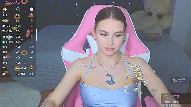 Snapshot of doll_barbieee chatting on March 17, 2026, 8:23 pm doll barbieee online show from March 17, 2026, 8:23 pm