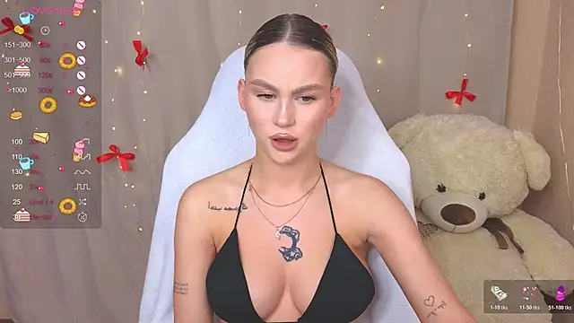 Snapshot of doll_barbieee chatting on November 11, 2025, 9:20 pm doll barbieee online show from November 11, 2025, 9:20 pm