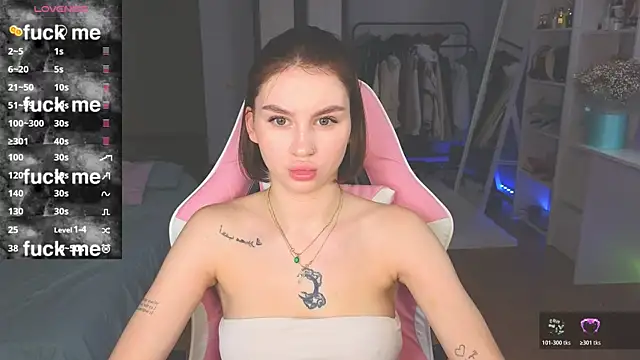 Snapshot of doll_barbieee chatting on July 13, 2026, 11:59 pm doll barbieee online show from July 13, 2026, 11:59 pm