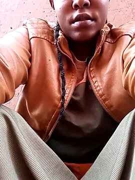 Snapshot of Hash_beb chatting on November 22, 2025, 5:17 am Hash beb online show from November 22, 2025, 5:17 am