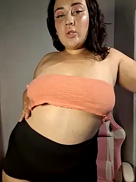 alexxaa96 online show from February 20, 2025, 2:29 am