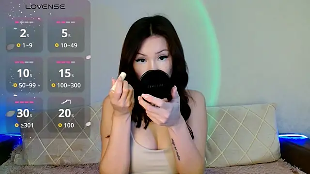 Min Jee  online show from November 8, 2025, 8:29 am