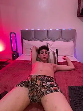 anwarlovemaroc online show from March 20, 2026, 2:12 am