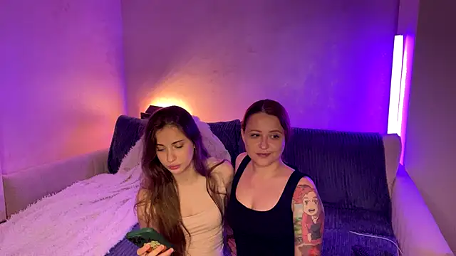 Snapshot of __2sya__ chatting on November 15, 2025, 1:15 pm 2sya online show from November 15, 2025, 1:15 pm