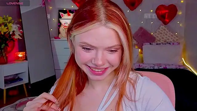 Red  Candy online show from February 17, 2026, 3:31 pm