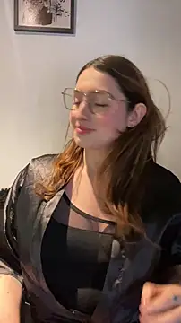 kamel-ayesha online show from November 10, 2025, 4:56 pm