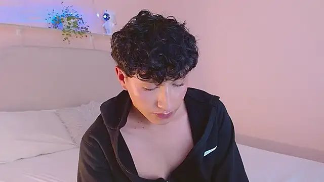 dilan sp online show from November 25, 2025, 1:17 am