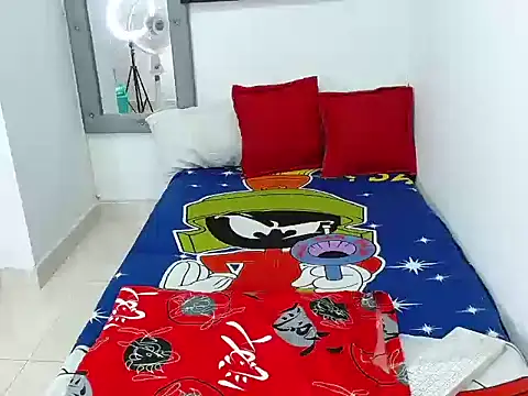 Velk hot online show from January 17, 2026, 3:48 pm