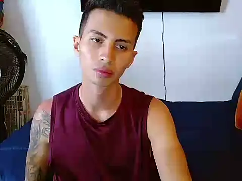 Snapshot of Velk_hot chatting on July 15, 2026, 3:19 pm Velk hot online show from July 15, 2026, 3:19 pm