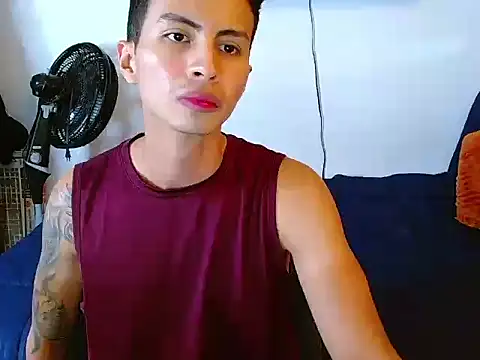 Snapshot of Velk_hot chatting on July 29, 2026, 3:11 pm Velk hot online show from July 29, 2026, 3:11 pm