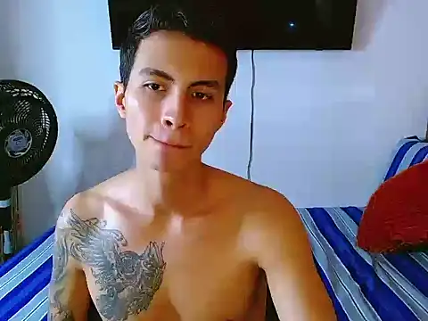 Snapshot of Velk_hot chatting on May 27, 2026, 12:12 pm Velk hot online show from May 27, 2026, 12:12 pm