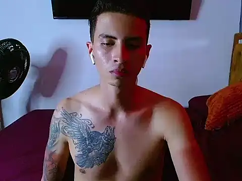 Snapshot of Velk_hot chatting on June 11, 2026, 10:07 pm Velk hot online show from June 11, 2026, 10:07 pm