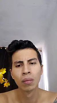 Snapshot of Velk_hot chatting on December 21, 2024, 2:47 pm Velk hot online show from December 21, 2024, 2:47 pm
