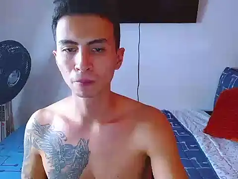 Velk hot online show from April 30, 2026, 8:27 pm