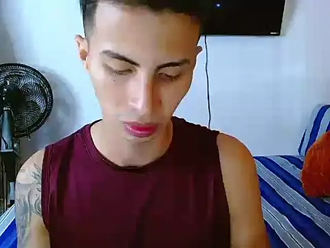 Snapshot of Velk_hot chatting on July 9, 2026, 12:15 pm Velk hot online show from July 9, 2026, 12:15 pm