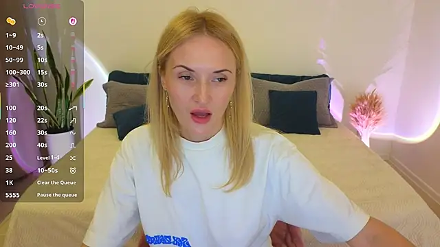 Snapshot of AlisssaRose chatting on December 3, 2025, 9:14 pm AlisssaRose online show from December 3, 2025, 9:14 pm