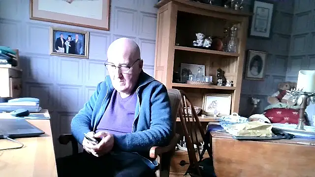 Snapshot of Adamdaddybear chatting on January 25, 2025, 1:52 pm Adamdaddybear online show from January 25, 2025, 1:52 pm