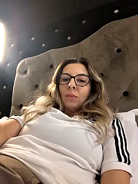 SukyGirl online show from February 20, 2026, 2:30 pm