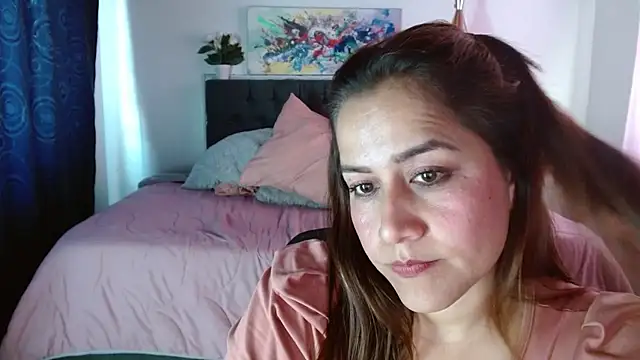 Amelidijon  online show from December 11, 2024, 4:53 pm